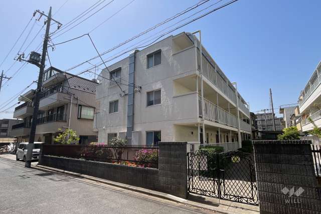 玉堤コーポＢ棟の外観（北東側から）