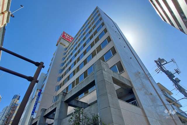 スカイコート明大前第２の外観（北西側から）