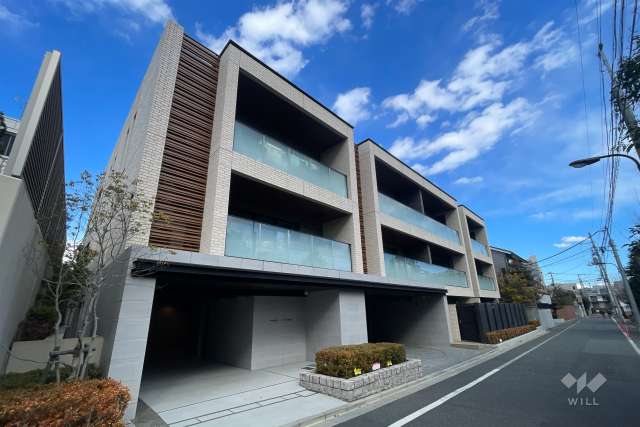 パークナード目白御留山の外観（南西側から）