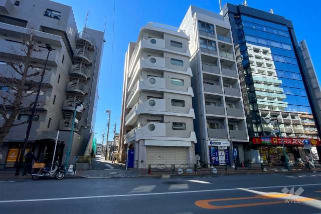 メゾンドール三由の外観（北東側から）