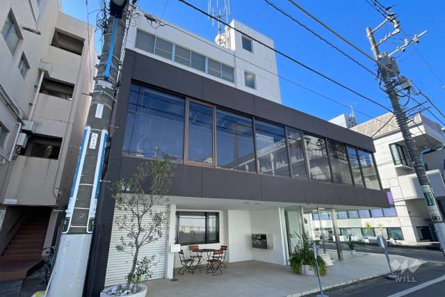 レックス四谷マンションの外観（北東側から）