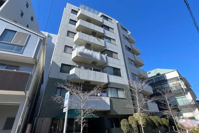 スカーラ四谷の外観（南東側から）