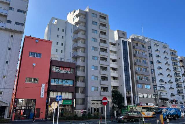 プリンスハイツ曙橋の外観（北東側から）