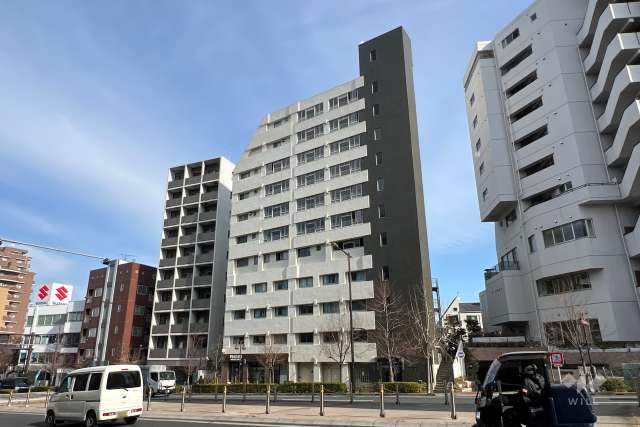 ストークマンション落合の外観（西側から）