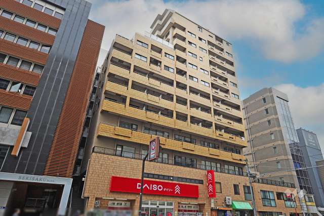 シティプラザ新宿の外観（南東側から）