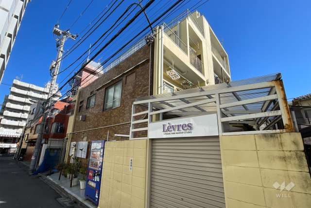 金義マンションの外観（南西側から）