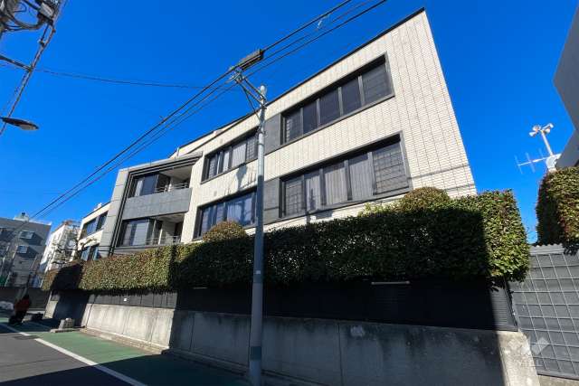 パレ神楽坂の外観（南東側から）