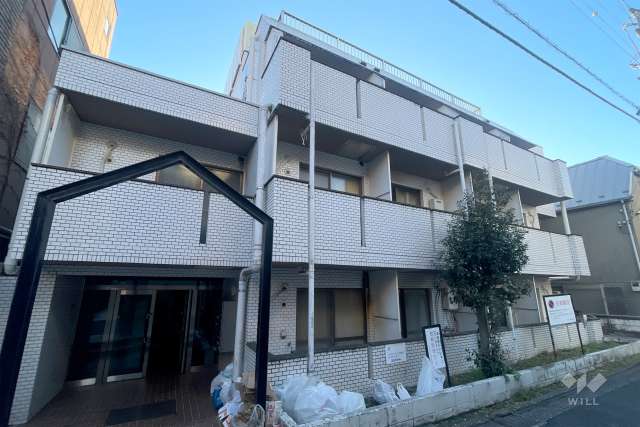 スカイコート落合の外観（北西側から）