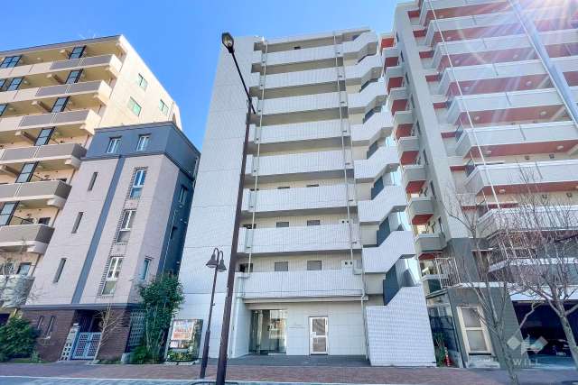 ジェノヴィア新宿中落合スカイガーデンの外観（南西側から）