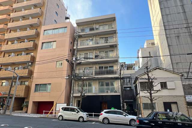 神楽坂メゾンの外観（東側から）