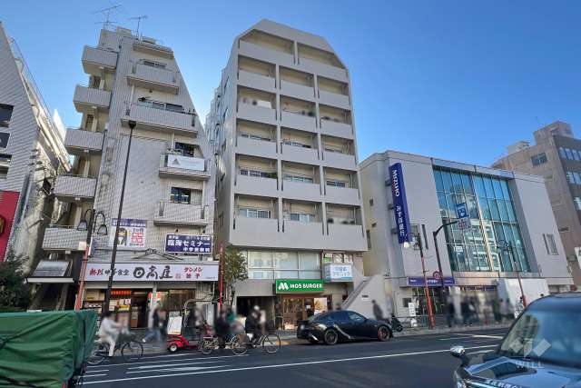 早稲田レストハイツの外観（北東側から）