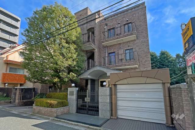 ヴァンセット払方の外観（北西側から）