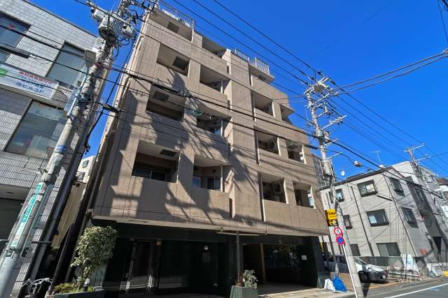 コンシェリア高井戸東の外観（南側から）