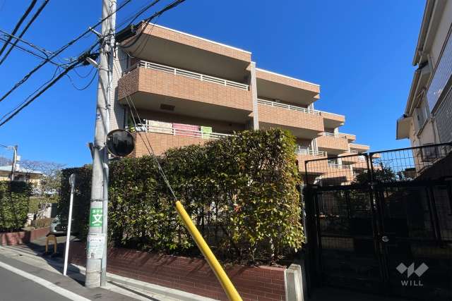 ファミールレジデンシア南阿佐ヶ谷の外観（南東側から）