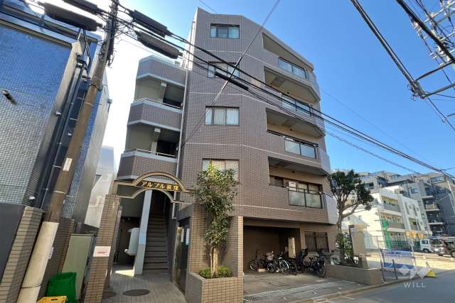 アルブル荻窪の外観（北東側から）