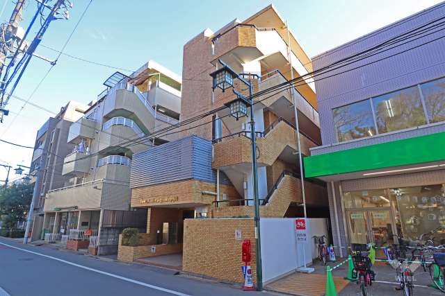 ライオンズマンション杉並妙法寺の外観（北西側から）