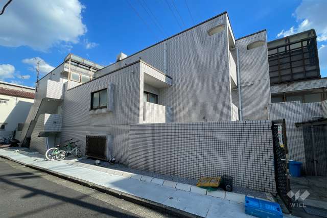 ラ・レジダンス・ド・エスパリエの外観（北西側から）