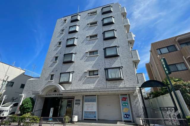 レジオン・ドヌール奥沢の外観（西側から）