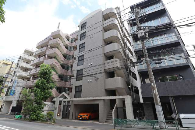 ロイヤルパレス学芸大学の外観（北西側から）