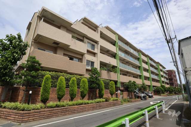 ジェイパークコート二子玉川グランデの外観（南西側から）
