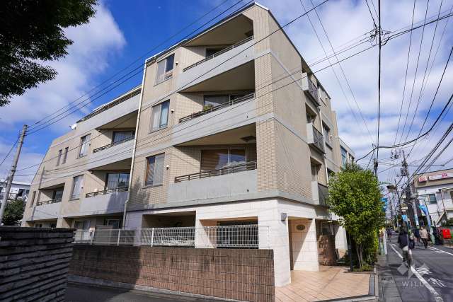 ドルチェ経堂の外観（南西側から）