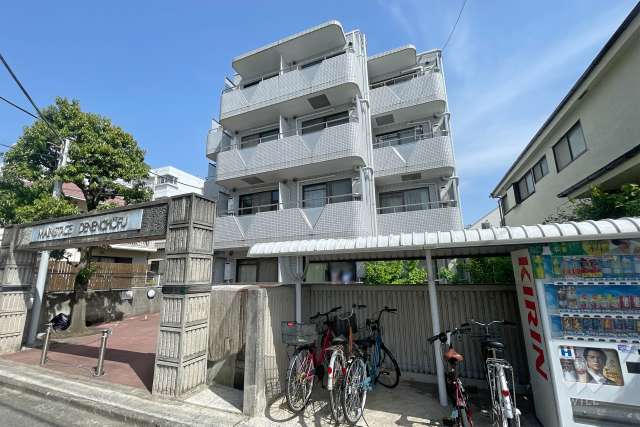 メインステージ田園調布の外観（西側から）