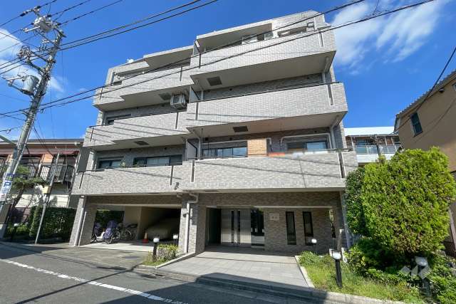 藤和シティホームズ経堂の外観（南側から）