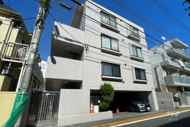 桜新町アムフラットの外観（南西側から）