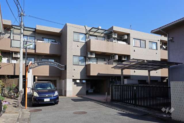 エクセルシオール馬事公苑の外観（南西側から）