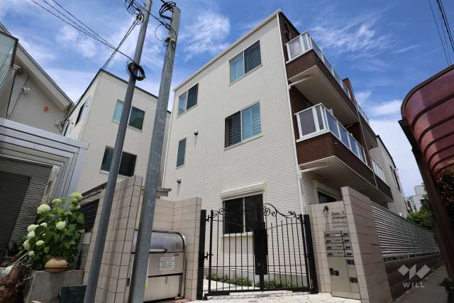 プラハテラス桜丘シエルの外観（南側から）