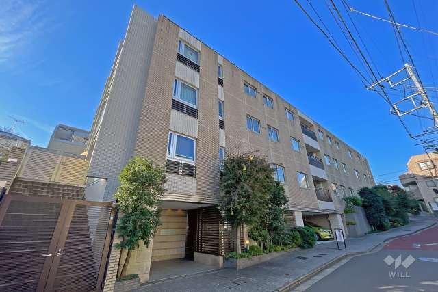 ザ・パークハウス三軒茶屋の外観（北東側から）