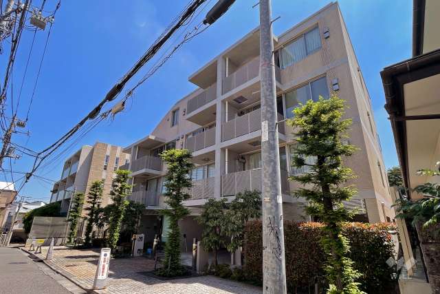 ピアースコード三軒茶屋の外観（南西側から）