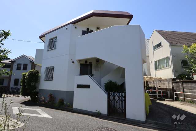 コープ野村東深沢の外観（北西側から）