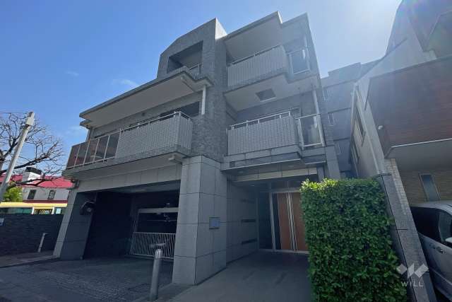 クレッセント駒沢公園パークサイドの外観（西側から）