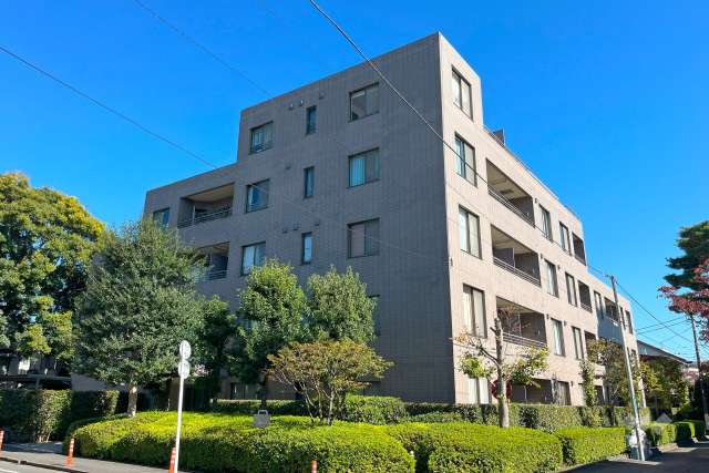 パークハイム成城の外観（南西側から）