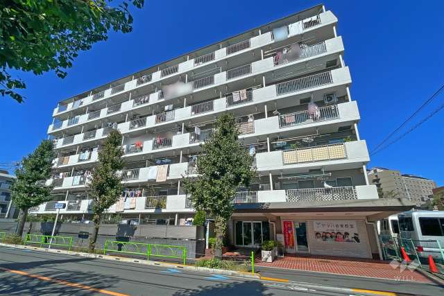 千歳船橋ビューグリーンの外観（南東側から）