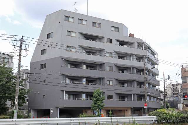 ドルチェ千歳船橋の外観（西側から）