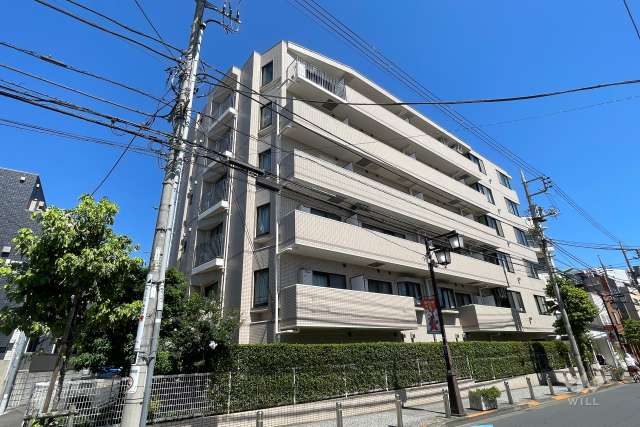ワールドパレス三軒茶屋の外観（北西側から）