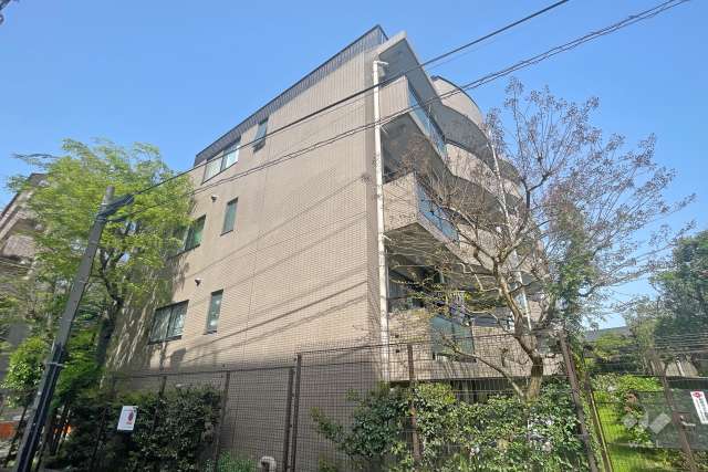 サンパレス池尻の外観（南西側から）