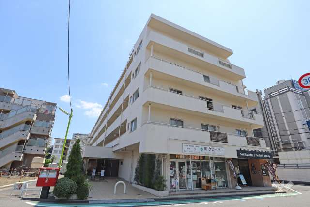 シャルマンコーポ芦花公園の外観(北側から)