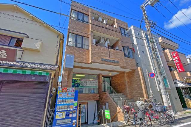 朝日プラザ梅ヶ丘の外観（南側から）