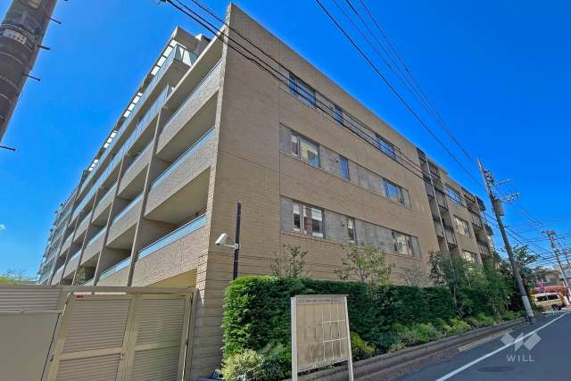 ドレッセ用賀の外観（南東側から）