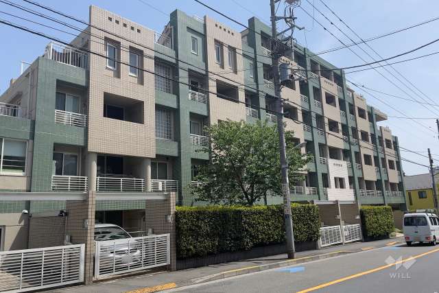 ジェイパーク石川台の外観（西側から）