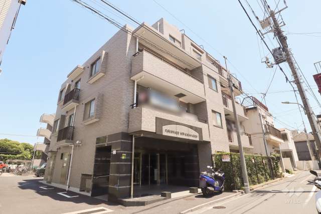 マンションの外観、公園