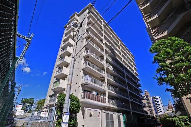 メガロン大森の外観(南西側から)