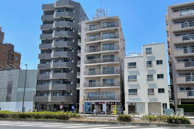 世紀コーポ平和島の外観（北東側から）