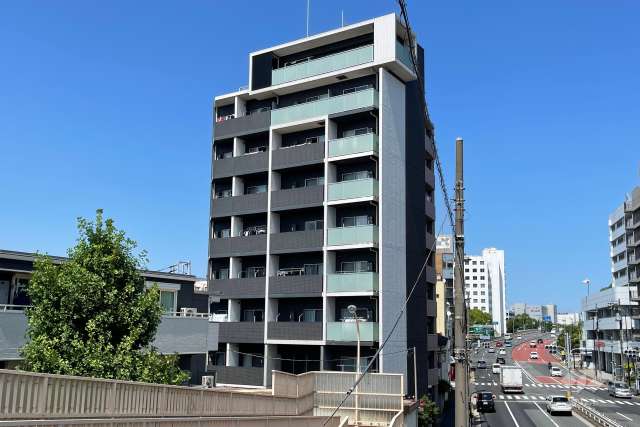 レアライズ平和島の外観（南西側から）