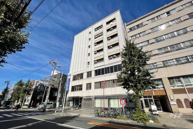 同栄ビルの外観（東側から）