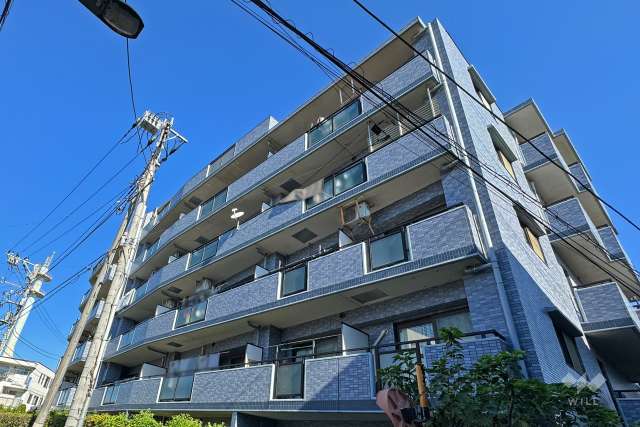 セザール田園調布本町の外観（南西側から）
