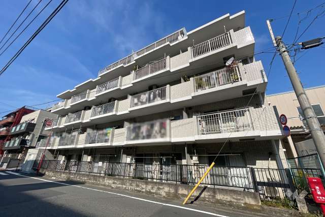 クリオ蒲田東ホームズの外観（南東側から）